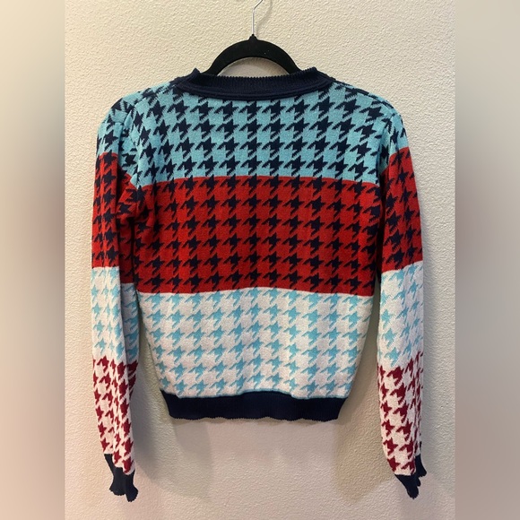 Sweaters - Picture 2 of 2